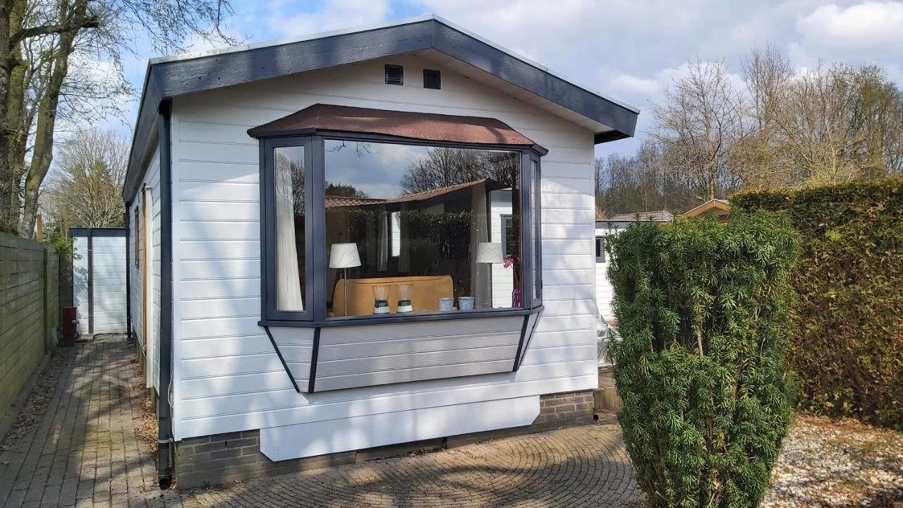 Cosy Garden Familie Chalet Tot 4 Personen Op De Veluwe Bungalowpark De Kern Putten Exterior foto