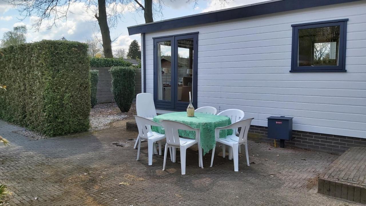 Cosy Garden Familie Chalet Tot 4 Personen Op De Veluwe Bungalowpark De Kern Putten Exterior foto